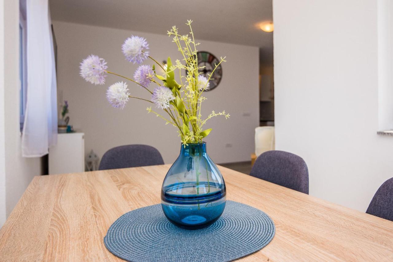 Apartments Krpan Vir Ngoại thất bức ảnh