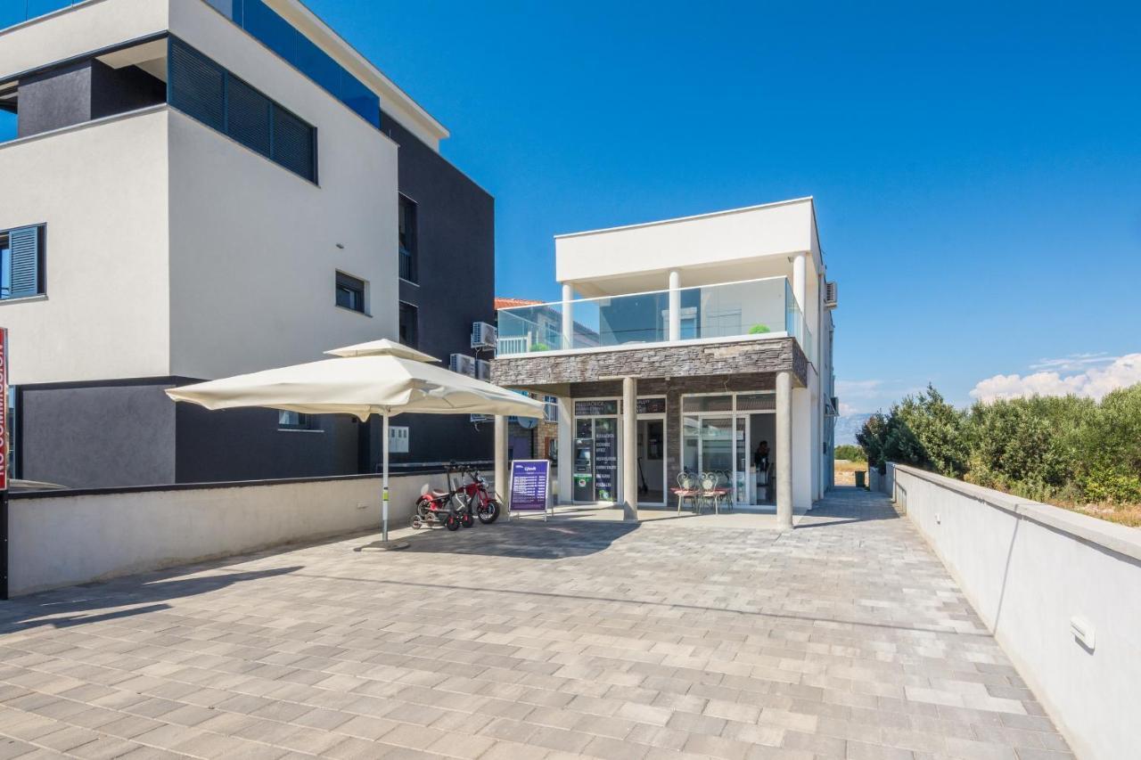 Apartments Krpan Vir Ngoại thất bức ảnh